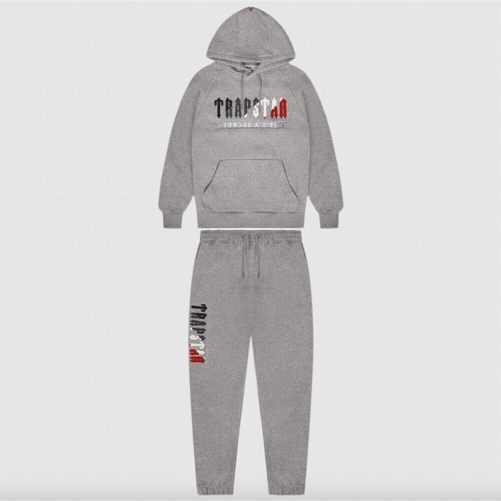 NEW TRAPSTAR men’s decoded logo chenille tracksuit in grey/ red